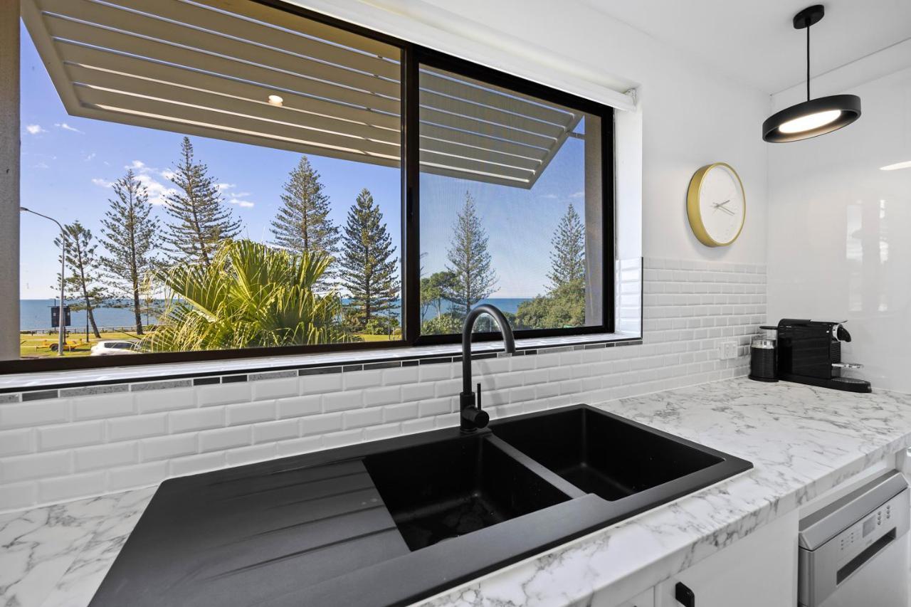 Beachside Views 2 Bedroom Apartment Mooloolaba Buitenkant foto